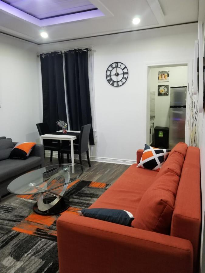 Cozy And Unique Getaway Appartement Hamilton Buitenkant foto